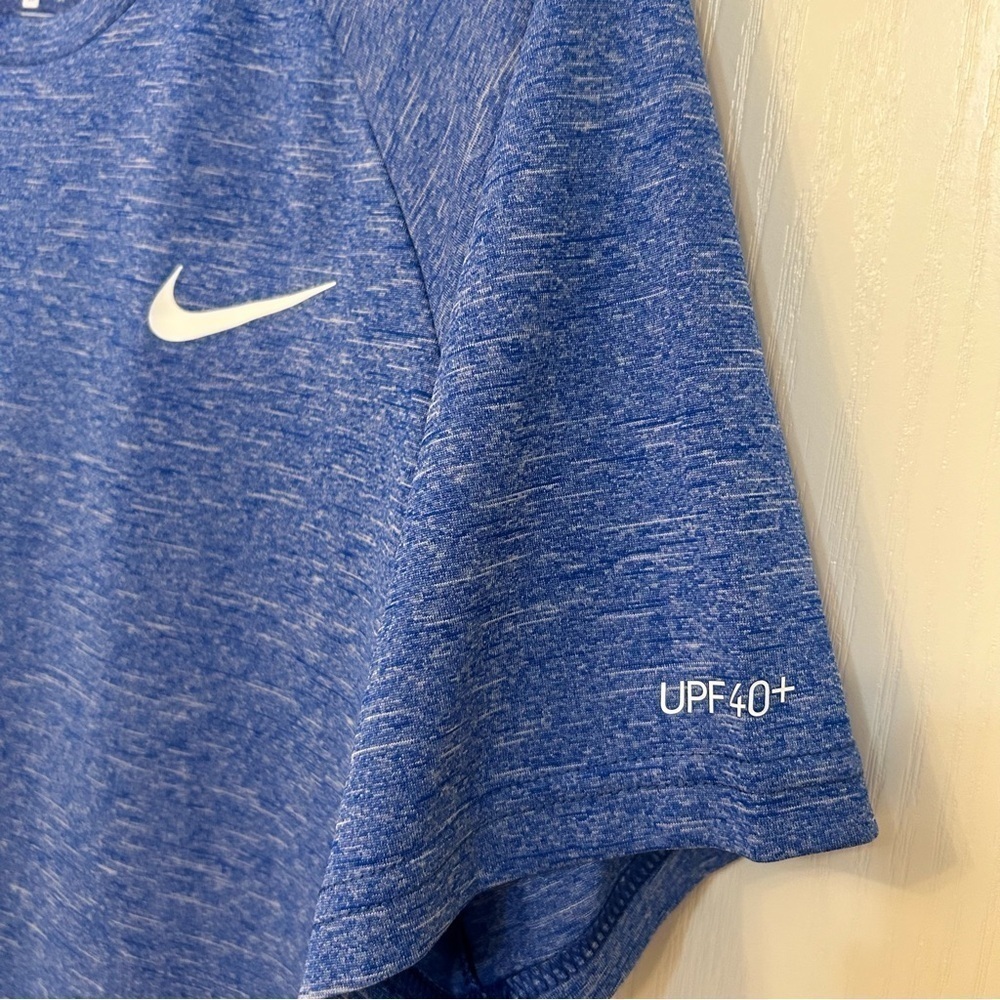 Nike Heather Short Sleeve Hydroguard Swim T-Shirt in GAME ROYAL Size M - Picture 6 of 9